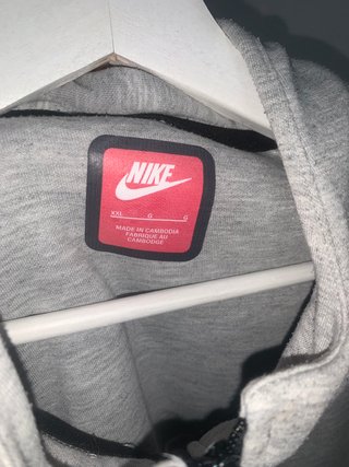 Sudadera Nike Tech Gris