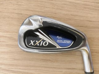 HIERROS XXIO REGULAR 4-PW+AW+SW
