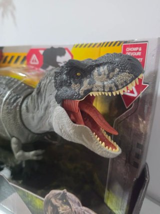 Dinosaurio Jurassic World Tyrannosaurus Rex.