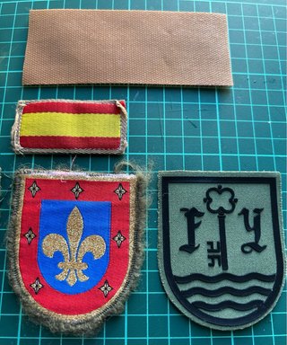 Lote parches + insignias militares españoles