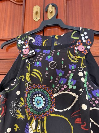 Conjunto de chaqueta y vestido estampado