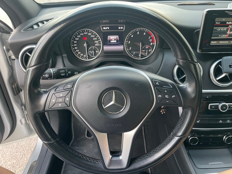 Mercedes-Benz Clase A A 180 2015, foto 5