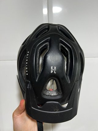 Casco de bicicleta negro