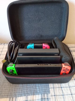 Nintendo Switch Completo con Accesorios
