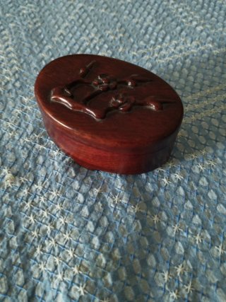 Cajita de madera japonesa con flores,madera sandal