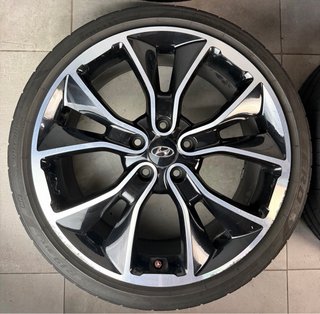 LLANTAS HYUNDAI N ORIGINALES CON NEUMÁTICOS