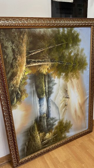Pintura de paisaje montañoso con cascada