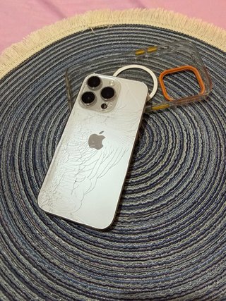 iPhone 14 Pro Argento