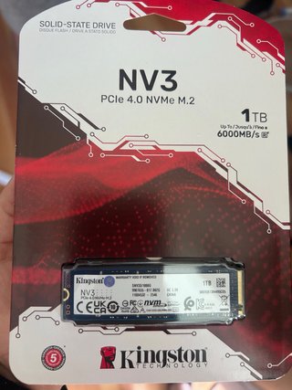 Kingston NV3 PCIe 4.0 NVMe M.2 SSD 1TB