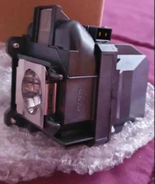 Proyector Epson EH-TW650 + Bombilla Repuesto