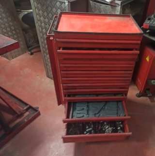 Carro de herramientas Wurth rojo