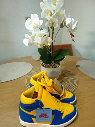 Zapatillas Jordan Azul y Amarillo Originales