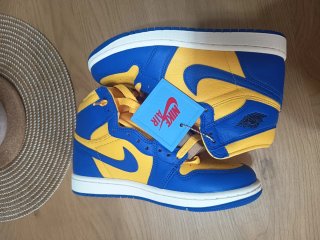 Zapatillas Jordan Azul y Amarillo Originales