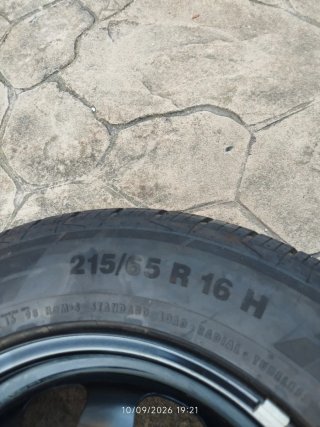 DACIA DUSTER Llanta y rueda Continental 215/65R16