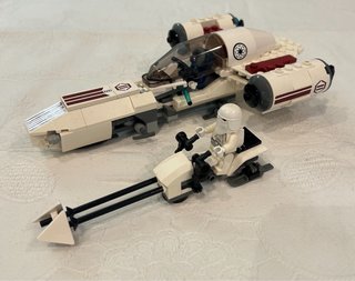 LEGO Star Wars Freeco Speeder 8085