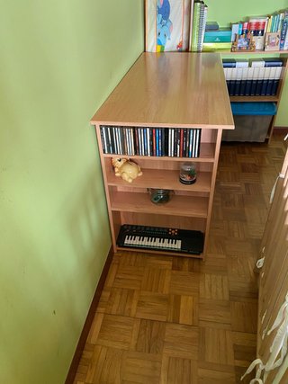 Escritorio de estudio de madera