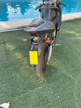 Aprilia RS50 Negra Deportiva