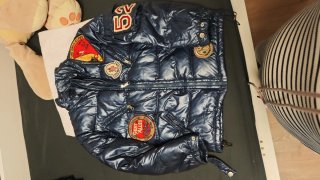 Chaqueta Moncler azul con parches, incluye capucha