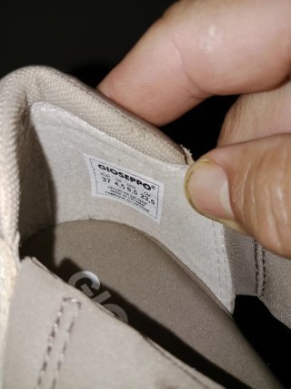Bambas de mujer beige y marrón
