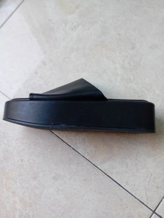 Sandalias plataforma Pull&Bear negras
