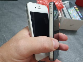 2 x iPhone 4S (Nero e Bianco)