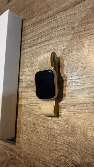 Apple Watch SE Beige/Dorado