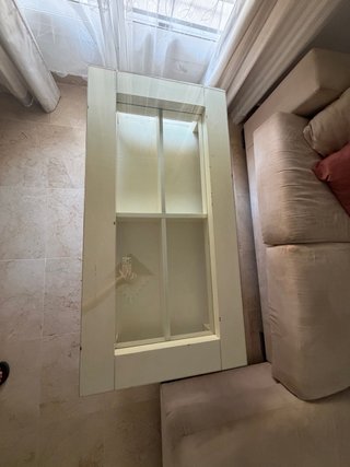 Mesa de centro y mueble de tv de madera maciza.