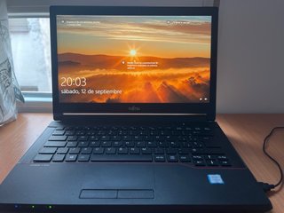Fujitsu LIFEBOOK E546 Portátil Gris