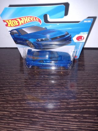 Hot Wheels Nissan Skyline GT-R (BNR34) Azul