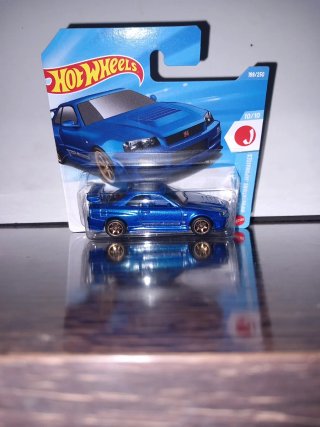 Hot Wheels Nissan Skyline GT-R (BNR34) Azul