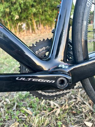 PACK BH Ultralight Evo Carbono + REGALO EQUIPACIÓN