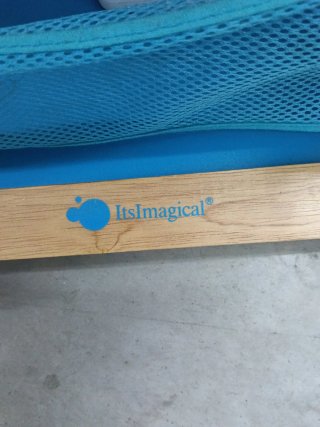 Andador de madera para bebés