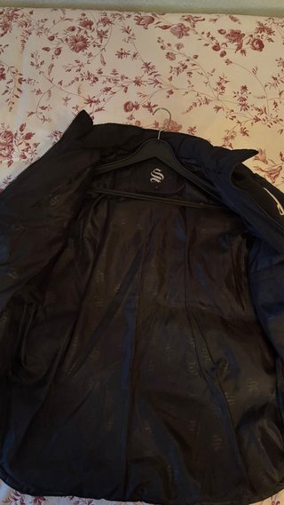 Abrigo SikSilk Negro
