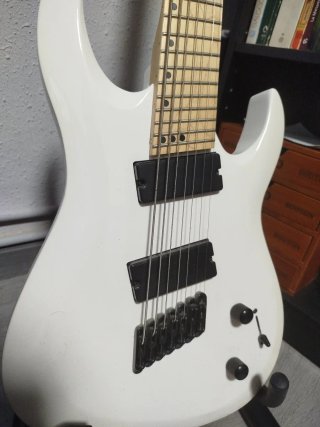 Guitarra 7 cuerdas Multiescala Harley Benton