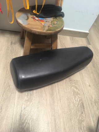 Asiento Derbi Variant Negro