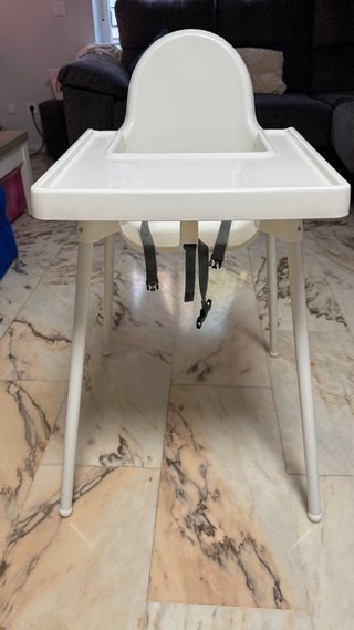 Trona IKEA blanca