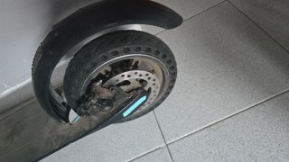 Patinete eléctrico segunda mano en persona