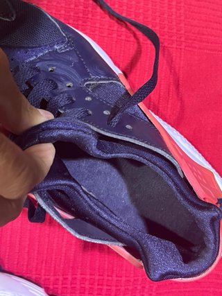 PRECIOSAS ZAPATILLAS NIKE HUARACHE