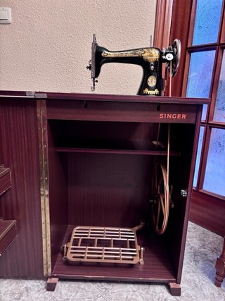 Máquina de coser Singer 15K antigua