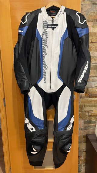 Mono de moto Spidi azul, negro y blanco