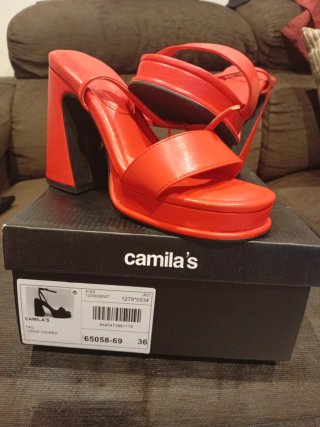 Sandalias Camila's Rojas Talla 36