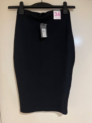 Falda tubo negra Primark talla 34