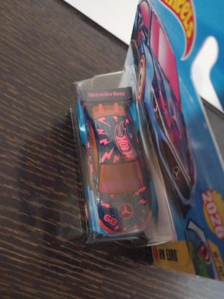Hot Wheels Mercedes-Benz CLA HW