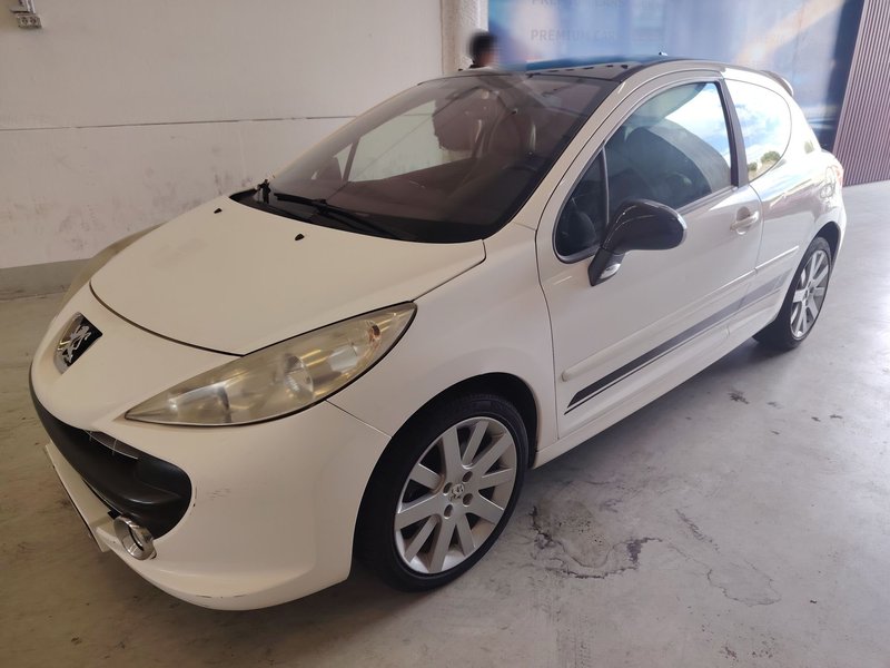 Peugeot 207 2006