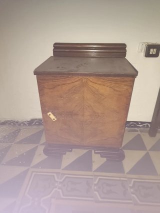 Muebles antiguos de madera REGALO GRATIS LOTE