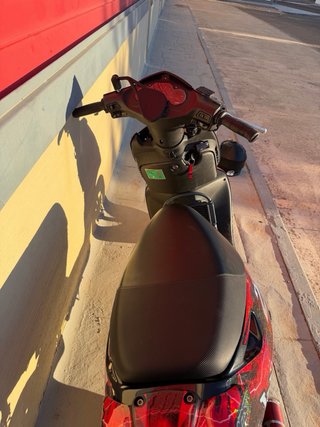 Aprilia sonic 49cc Roja y Negra