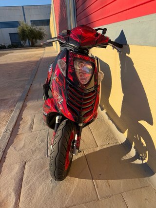 Aprilia sonic 49cc Roja y Negra