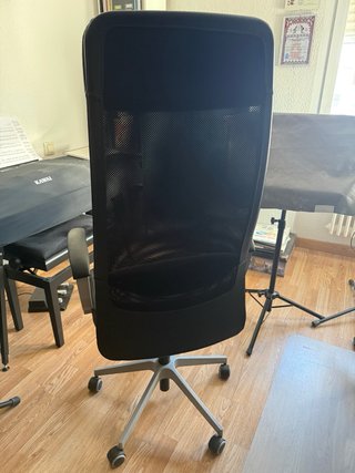 Silla Oficina IKEA Markus Piel Negra