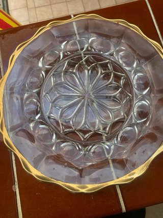 Platos de cristal vintage con borde dorado
