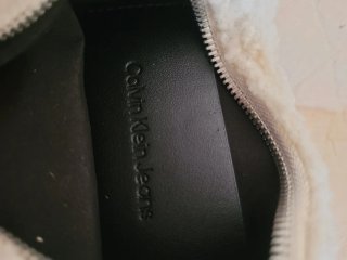 Borsa Calvin Klein bianca in pile